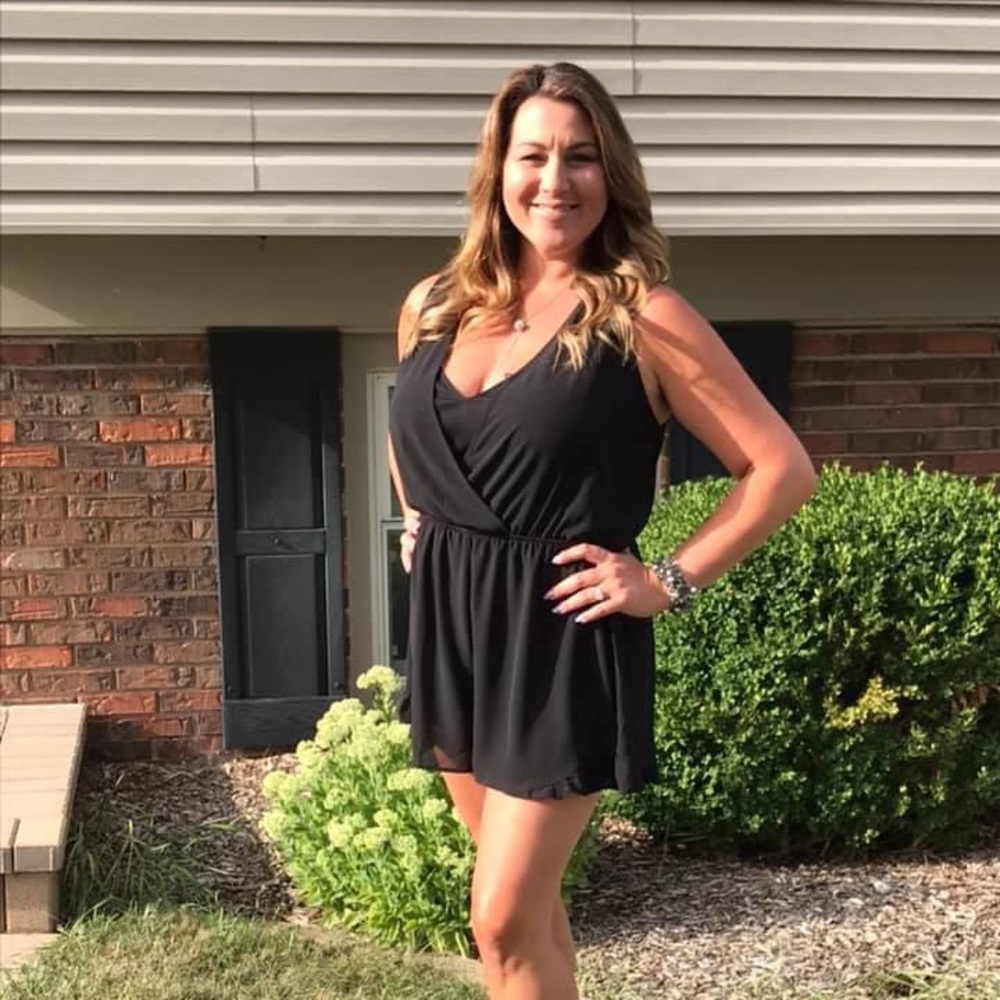 Romper - Picture 2 of 3